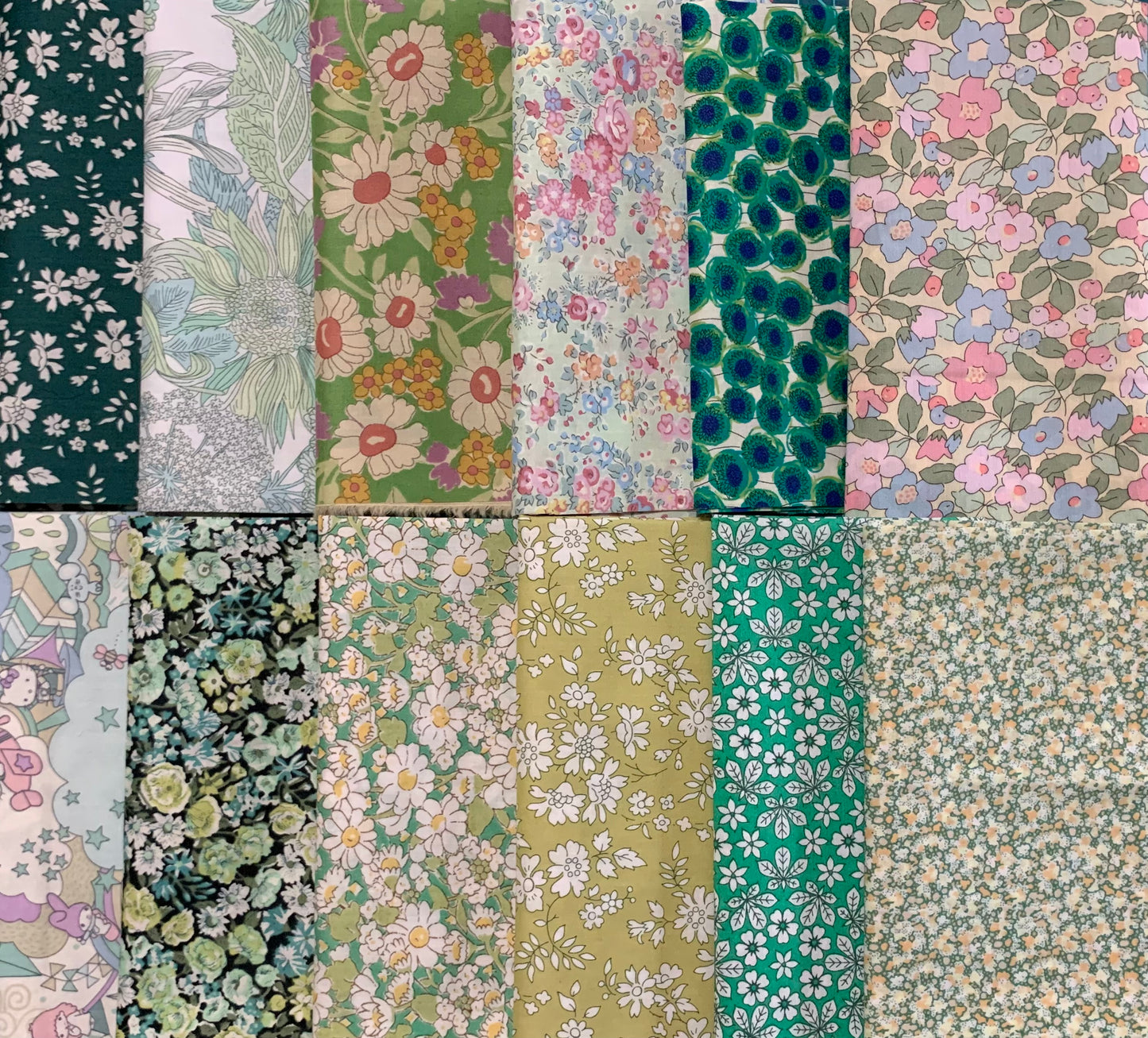 Liberty Japan - Spring mixed green set - fat 1/16th - 25x25cm x 12 pcs