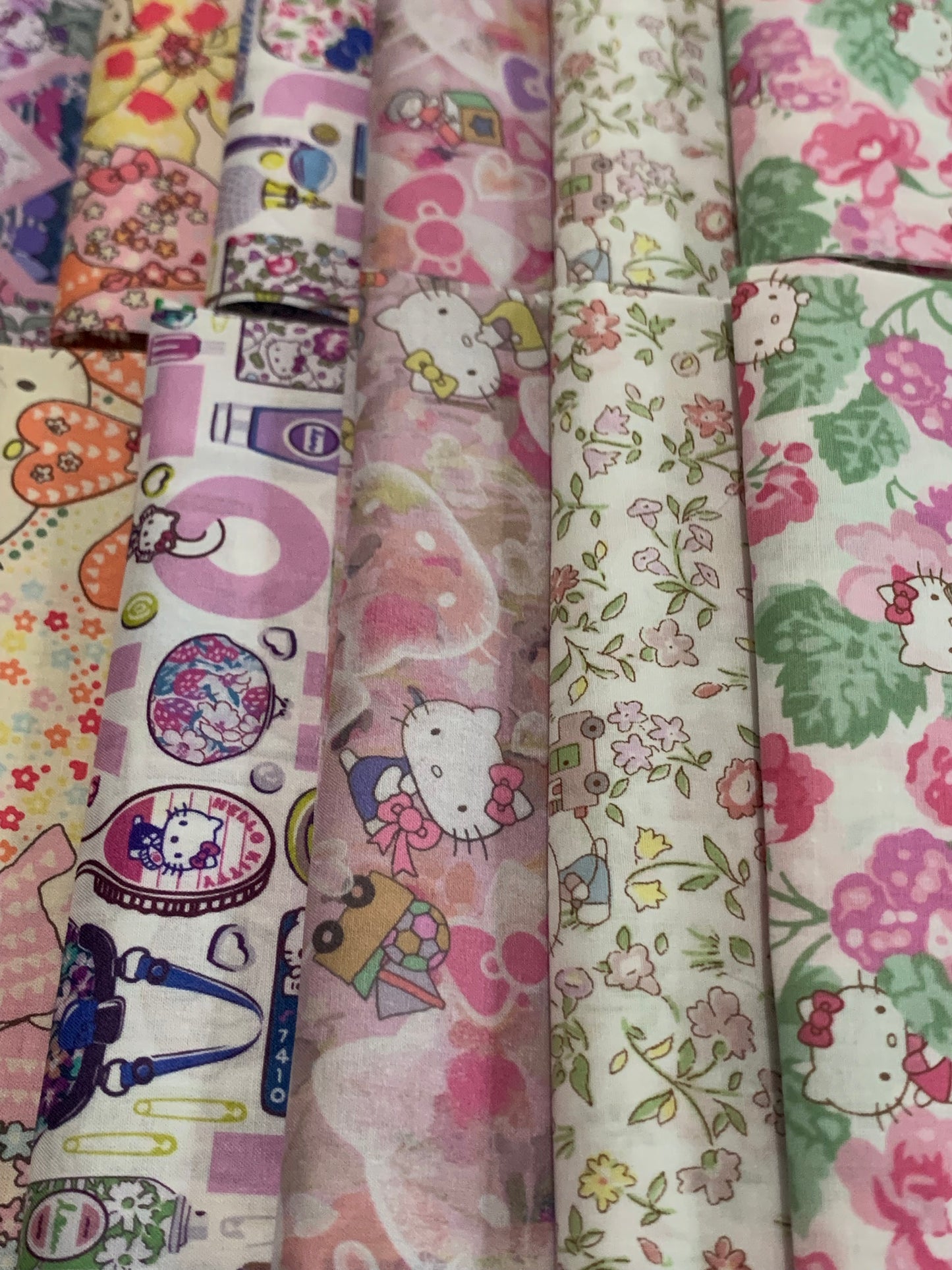 Liberty x Hello Kitty - Mini set of 6 - Pink mix