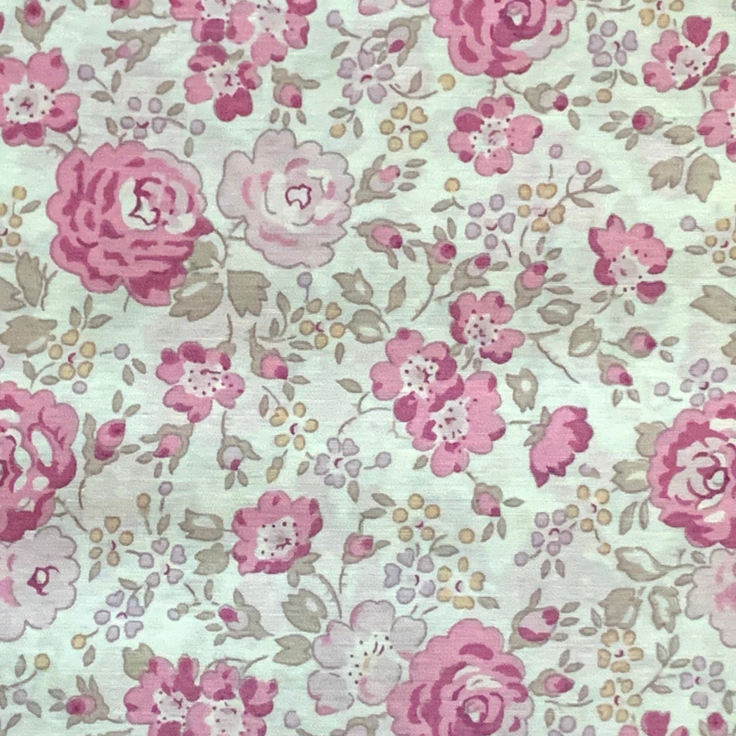 Liberty of London - Felicite - Limited Edition - j21g sakura - fat quarter