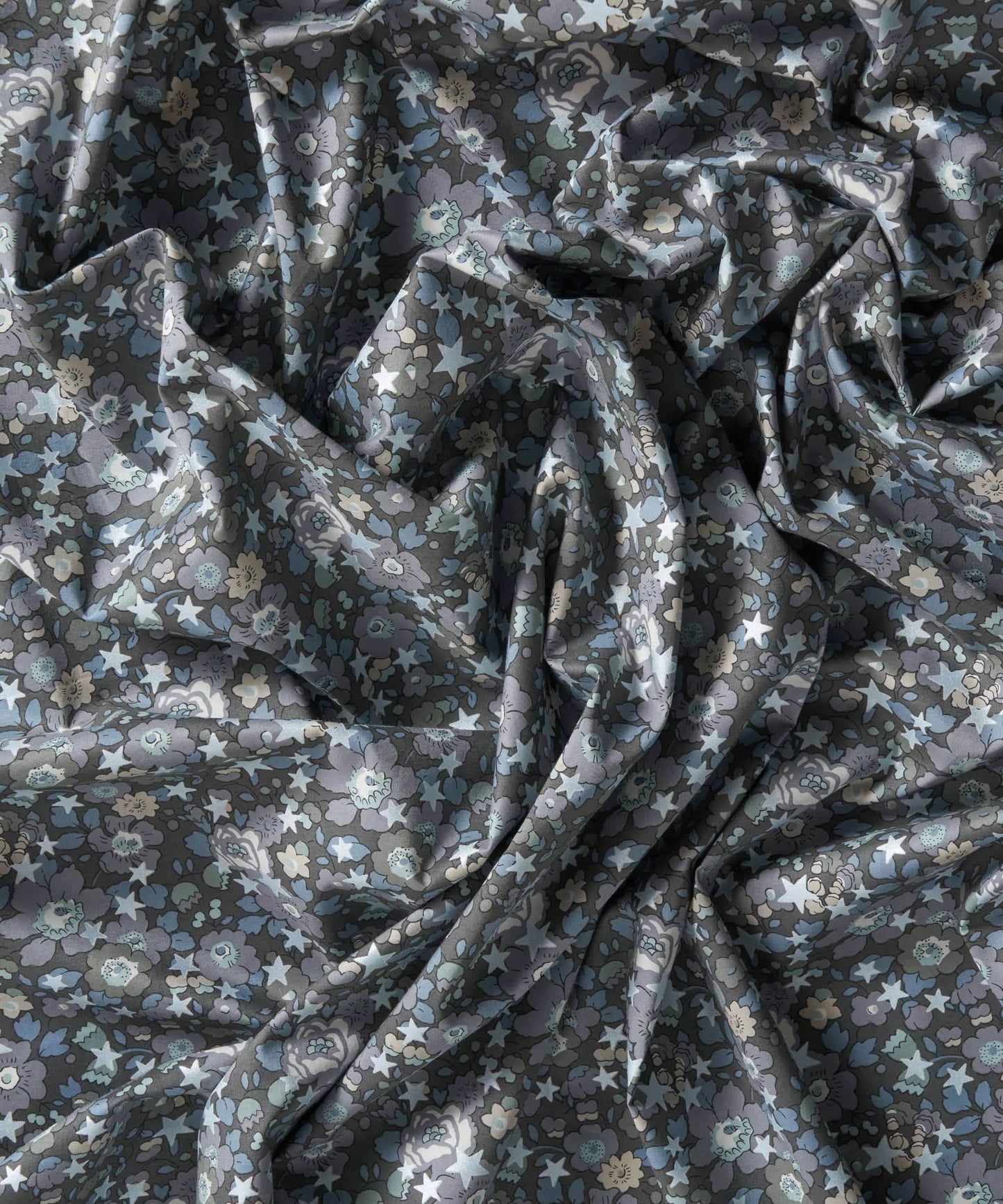 Liberty Christmas - Betsy Star J23A - fat quarter