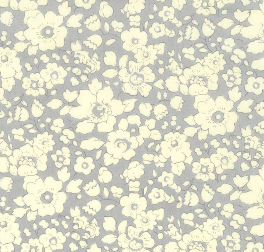 Liberty Japan - 2024ES Bespoke Betsy Boo 06GR - fat quarter