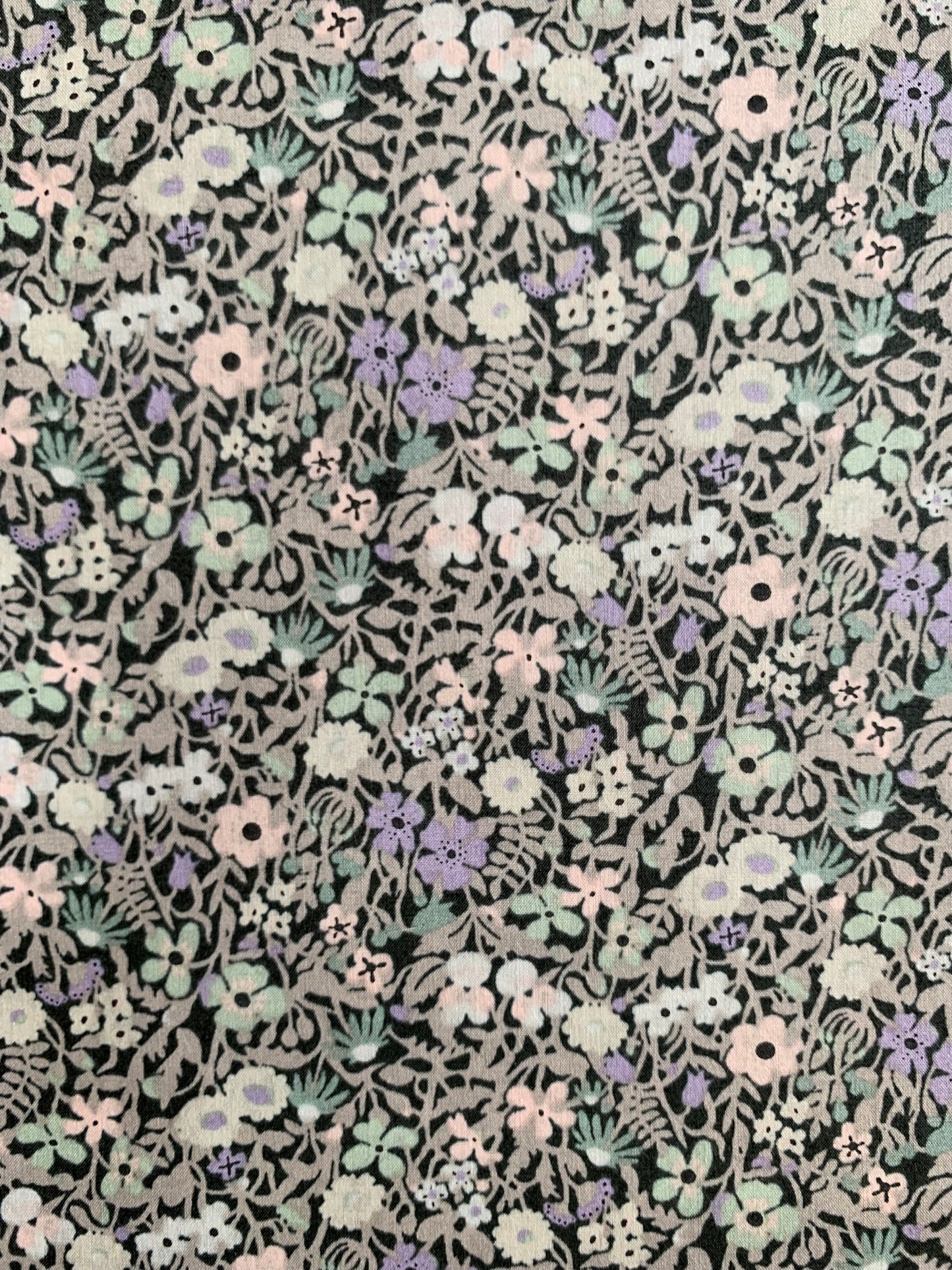 Liberty of London - Fitzgerald 13GR 2022AW - fat quarter