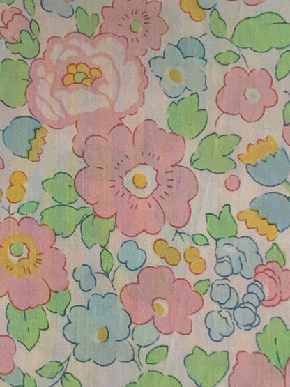 Liberty Japan -  Bespoke Betsy J15J - fat quarter