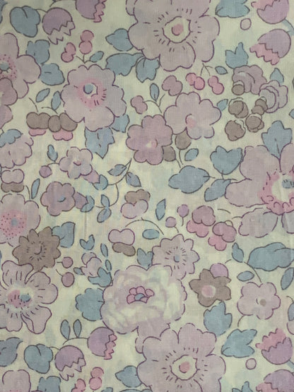 Liberty Japan -  Bespoke Betsy Sherbet - fat quarter