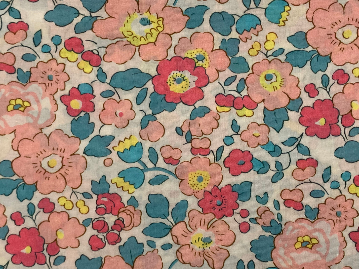 Liberty of London -  Bespoke Betsy Oldies - fat quarter