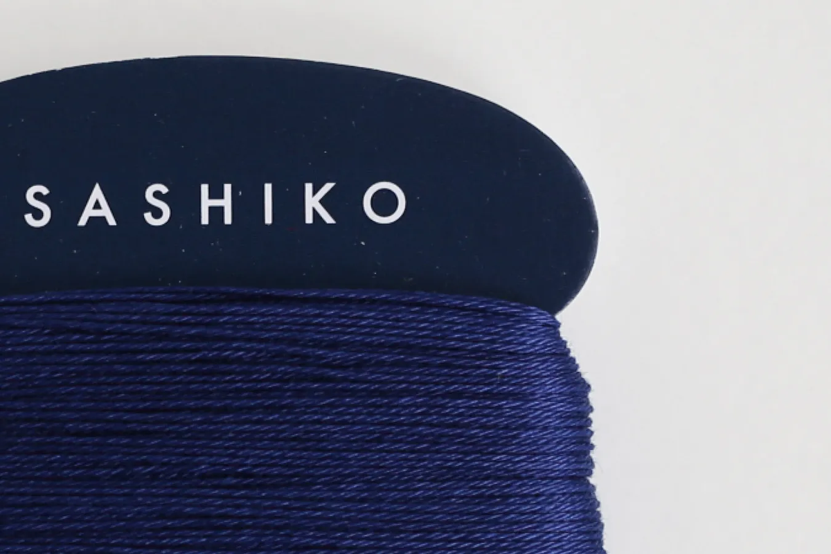 Daruma Sashiko Thread Card -  solid colour