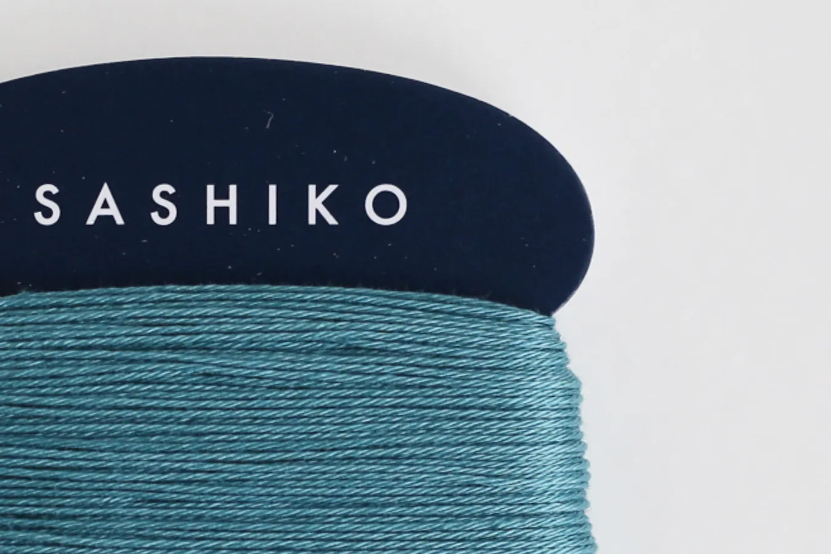 Daruma Sashiko Thread Card -  solid colour