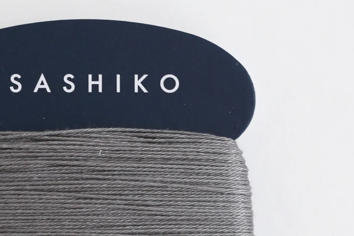 Daruma Sashiko Thread Card -  solid colour