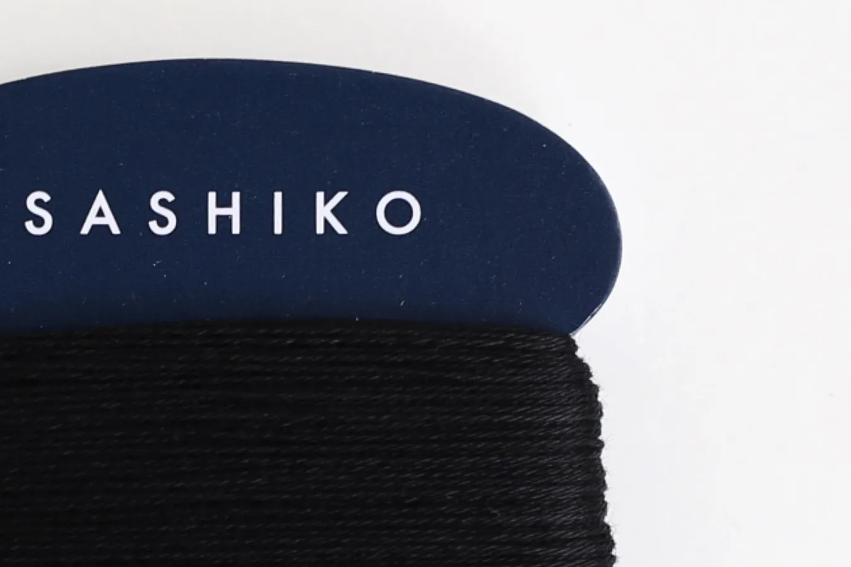 Daruma Sashiko Thread Card -  solid colour