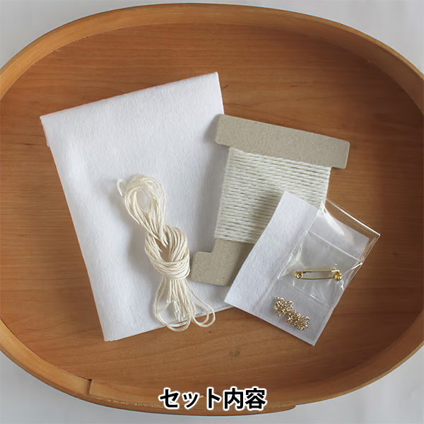 Embroidery Kit "kiitos works Mosaic Brooch Piece