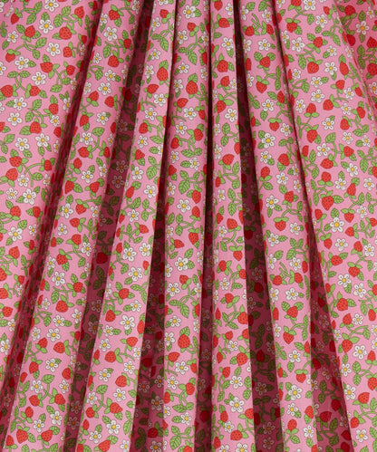 Liberty - 2022SS - THE WONDERFUL FANTASTICAL - Music - Strawberries and Cream C - fat quarter