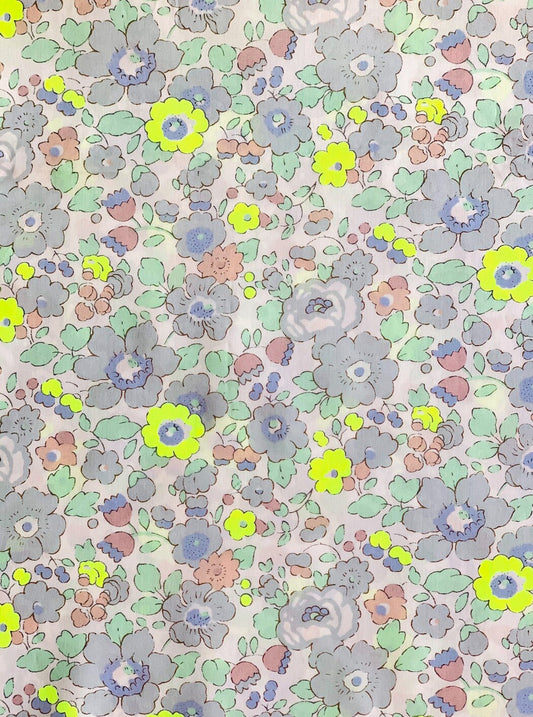 Liberty of London  - Betsy j22f - Neon Liberty Japan Bespoke collection - neon yellow mix - fat quarter