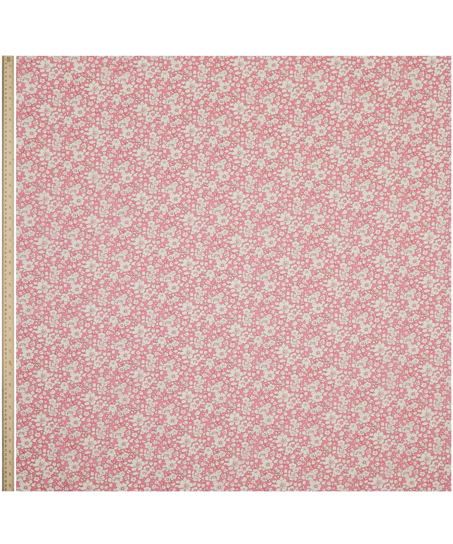 Liberty of London - Beauty and Chaos - Betsy Boo 23AT - fat quarter