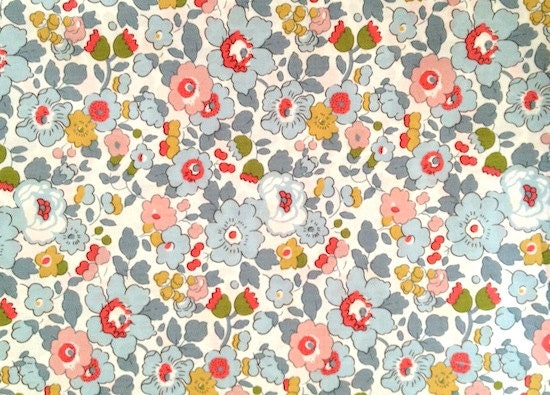 liberty of london - Betsy P -  fat quarter - light blue, pink, peach, light olive green and grey.