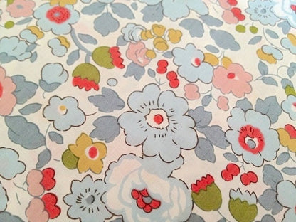 liberty of london - Betsy P -  fat quarter - light blue, pink, peach, light olive green and grey.