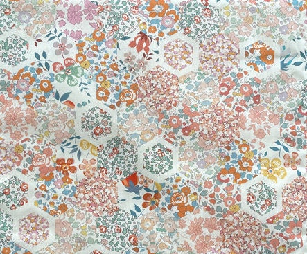 Liberty Japan -  Bespoke 2021 rare patchwork stories - 08OR - fat quarter